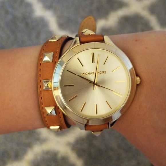 Michael Kors Accessories - NWOT Michael Kors Pyramid Runway Double Wrap Watch